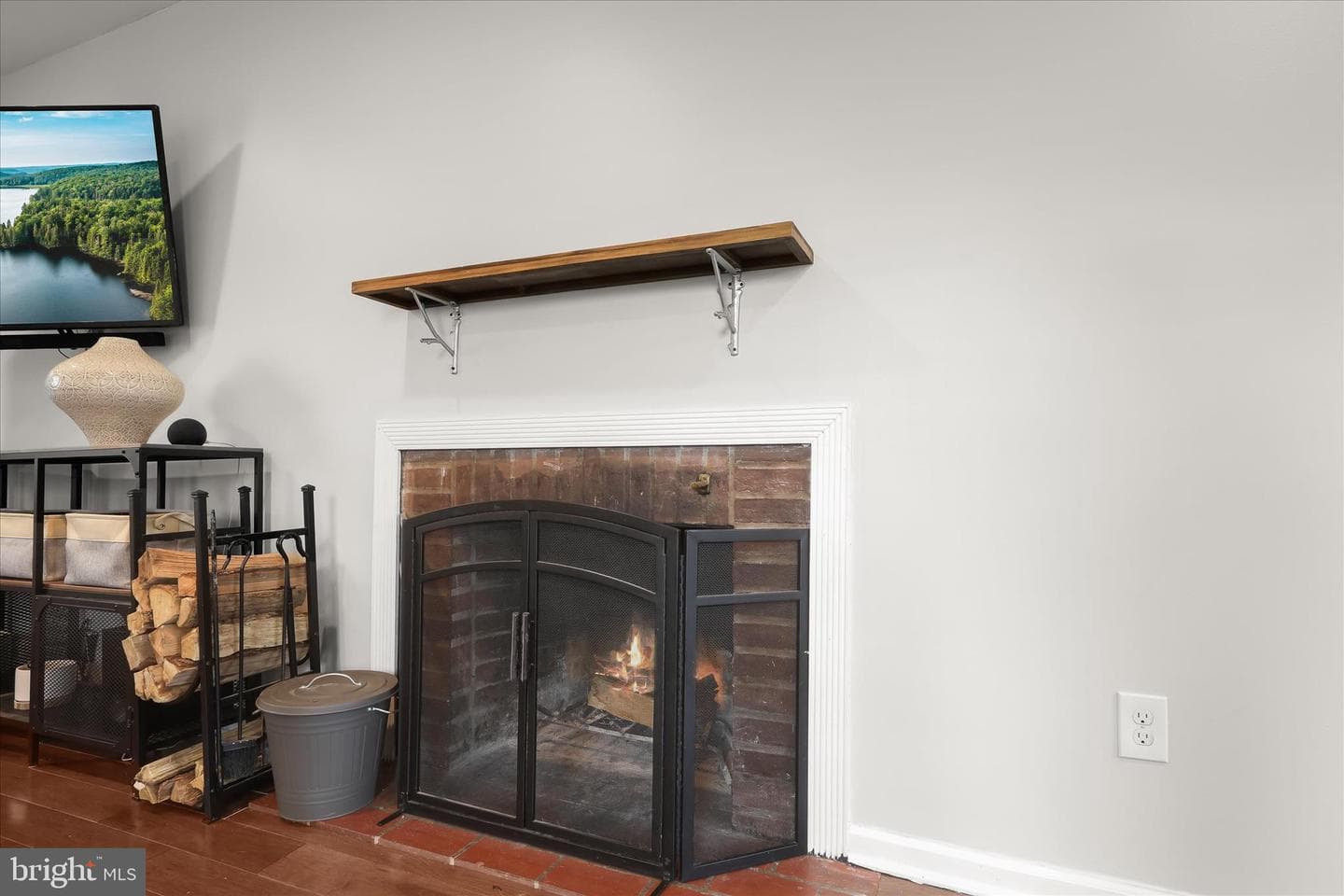 2207 Woodbourne Avenue photo 7