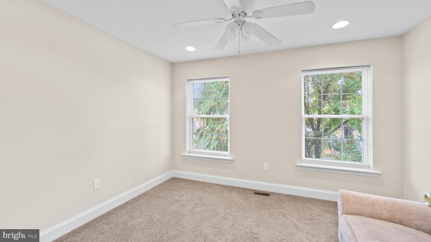 628 Scott Street photo 12