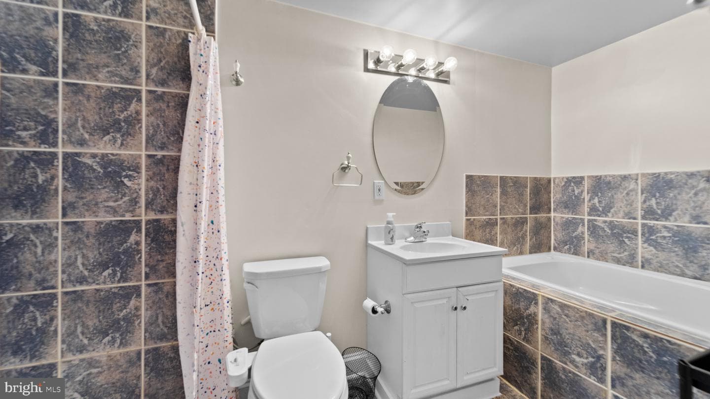 628 Scott Street photo 19