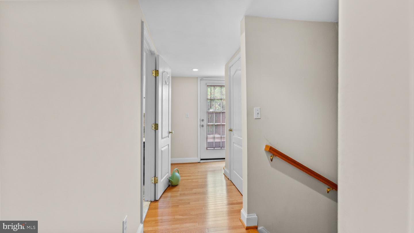 628 Scott Street photo 25