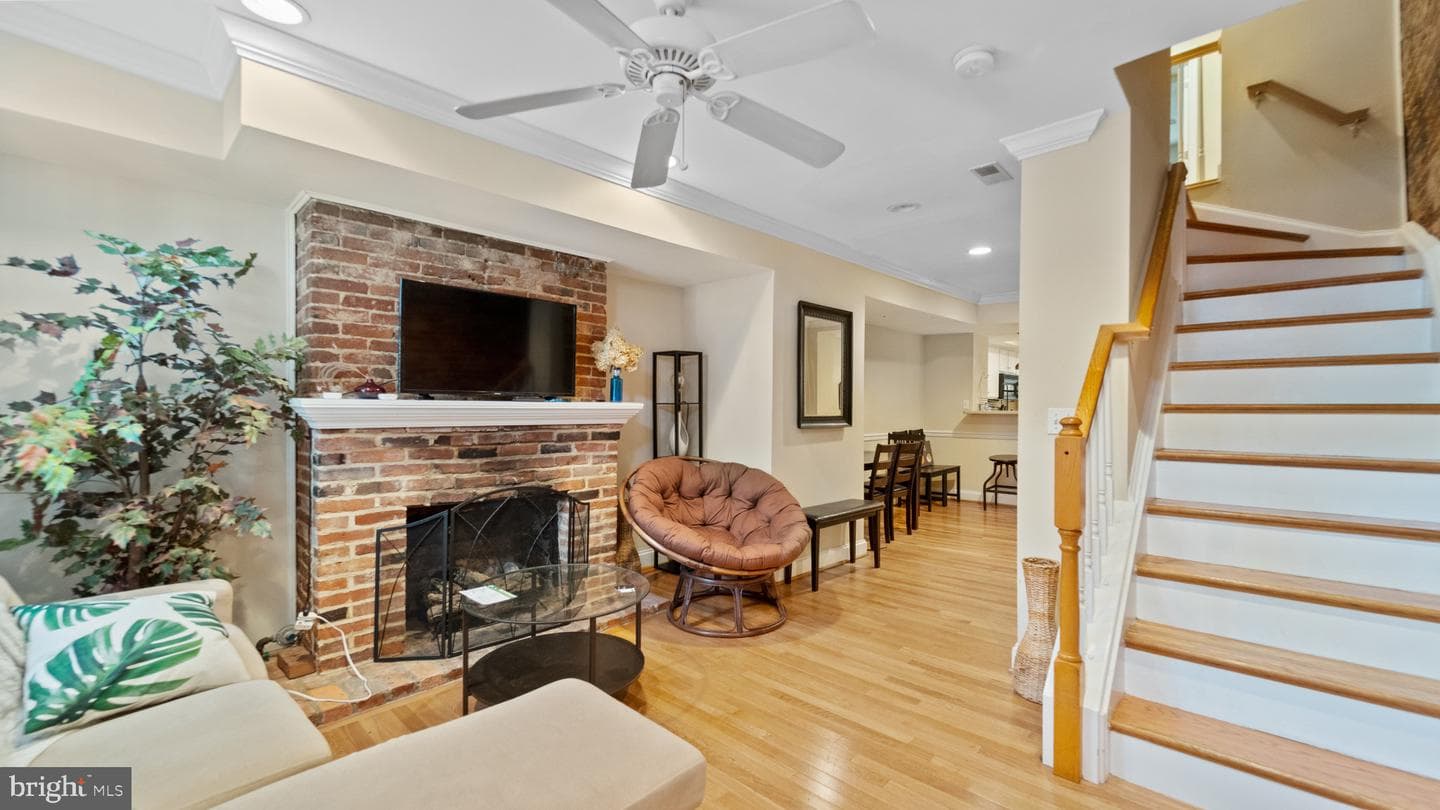 628 Scott Street photo 7