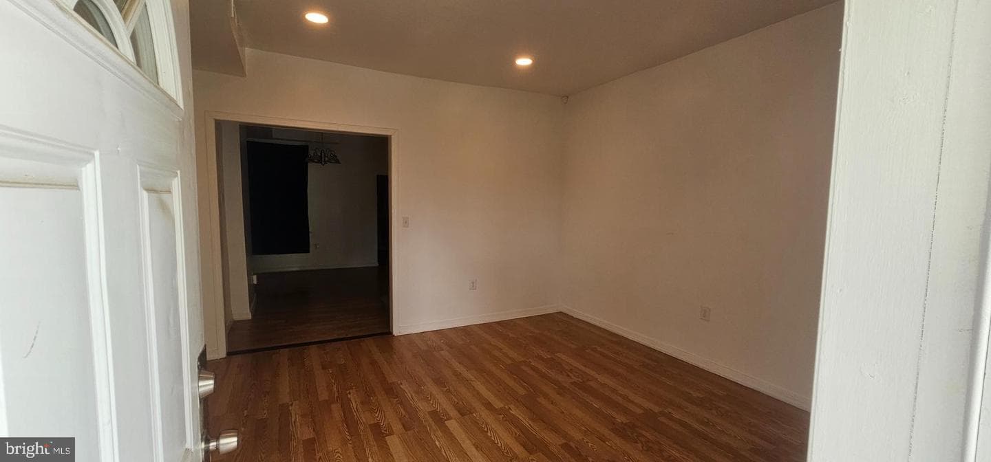 2548 Oswego Avenue, Baltimore