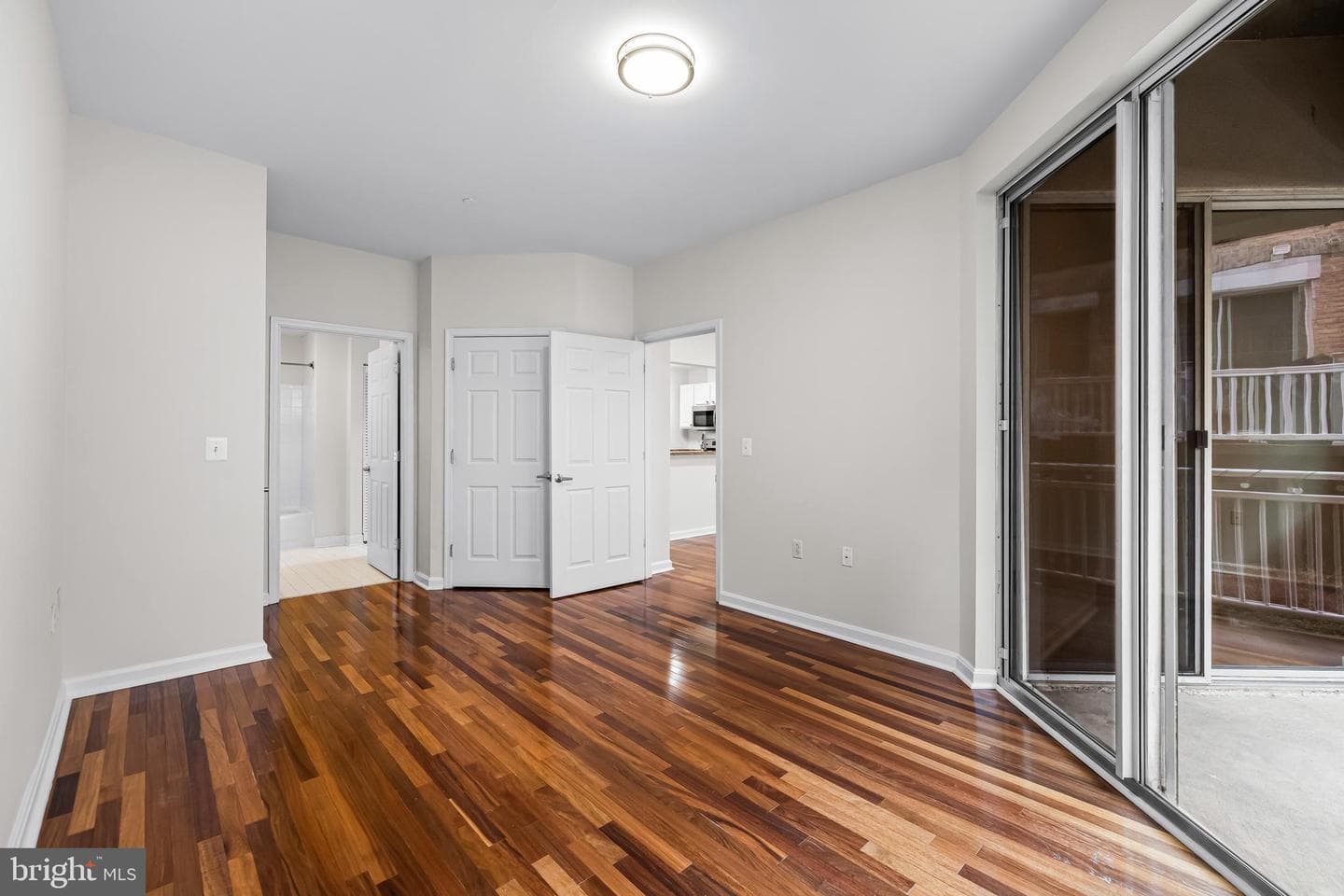 23 Pierside Drive #104 photo 14