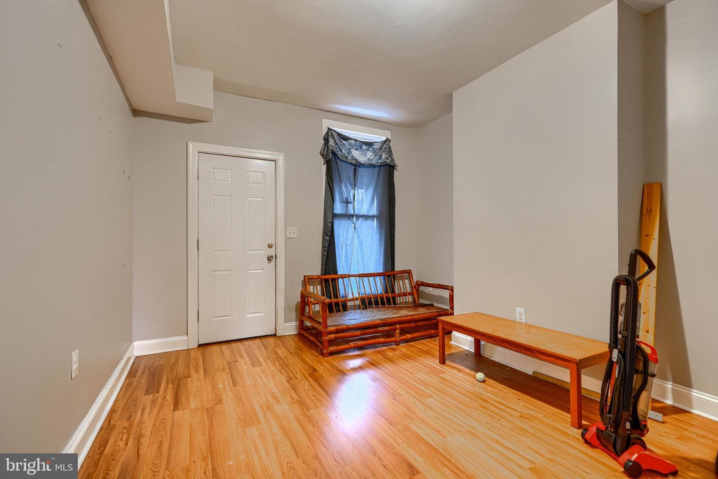 3203 Independence Street photo 6