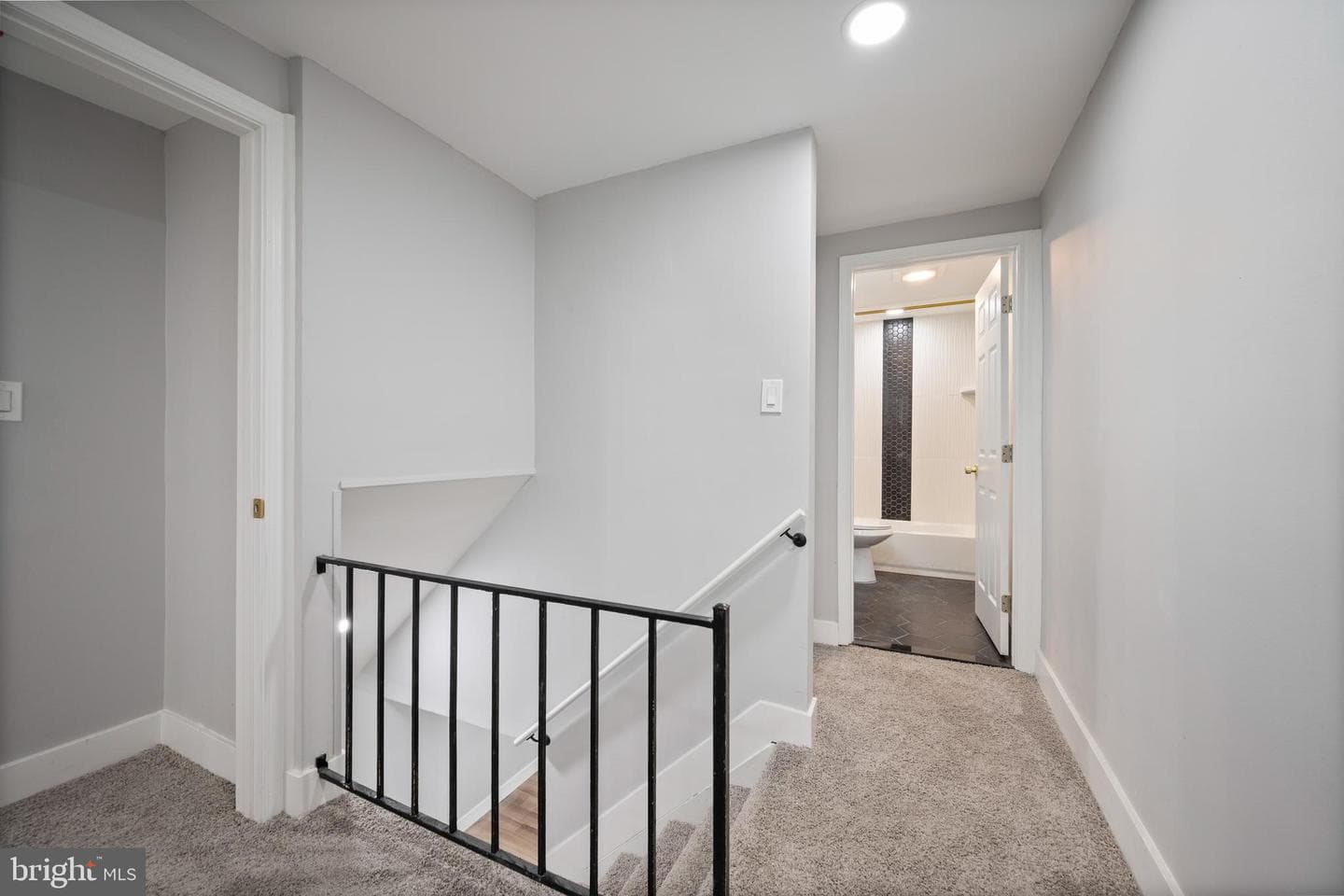 2119 Ashburton Street photo 9