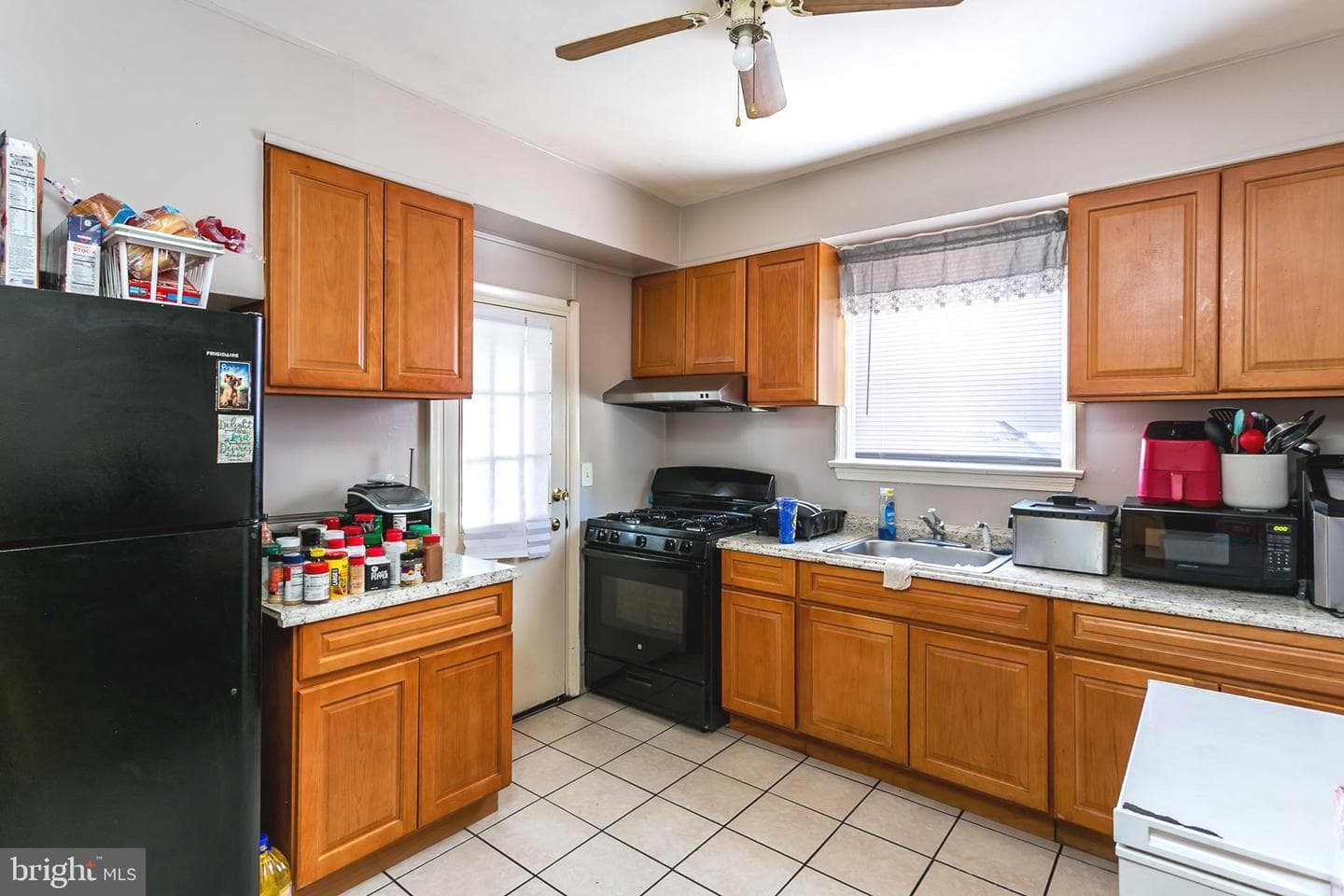5646 Govane Avenue photo 7