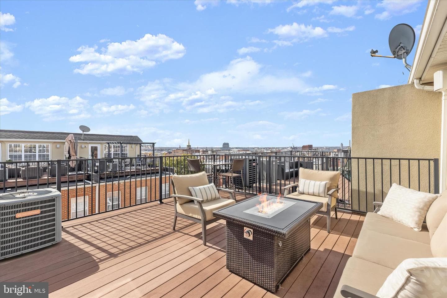 3303 Fait Avenue photo 3