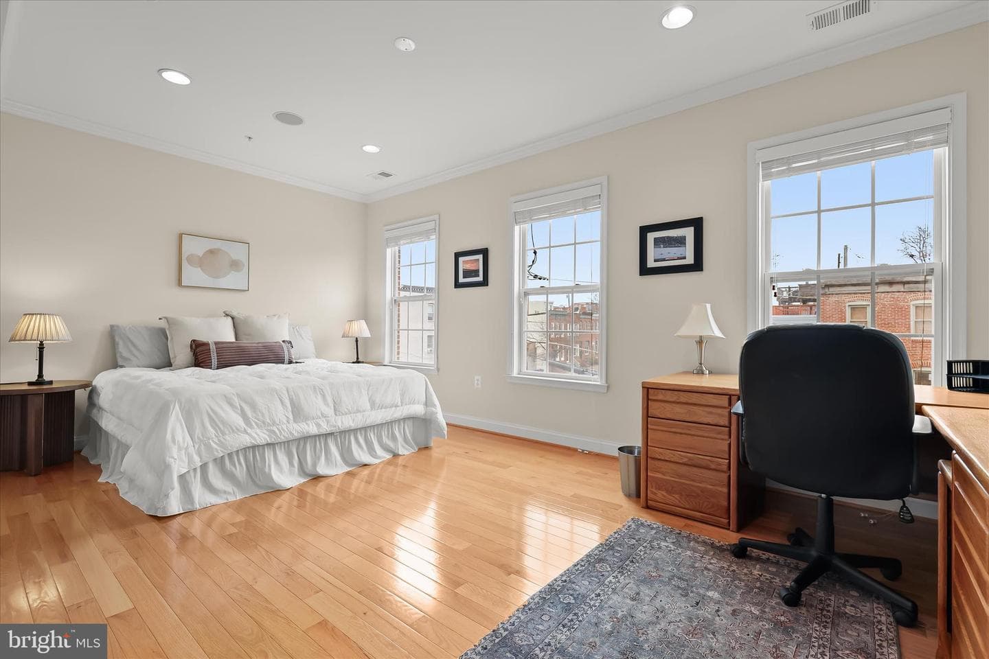 3303 Fait Avenue photo 32