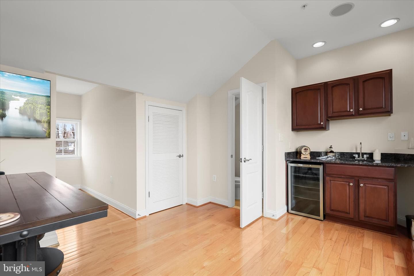 3303 Fait Avenue photo 39