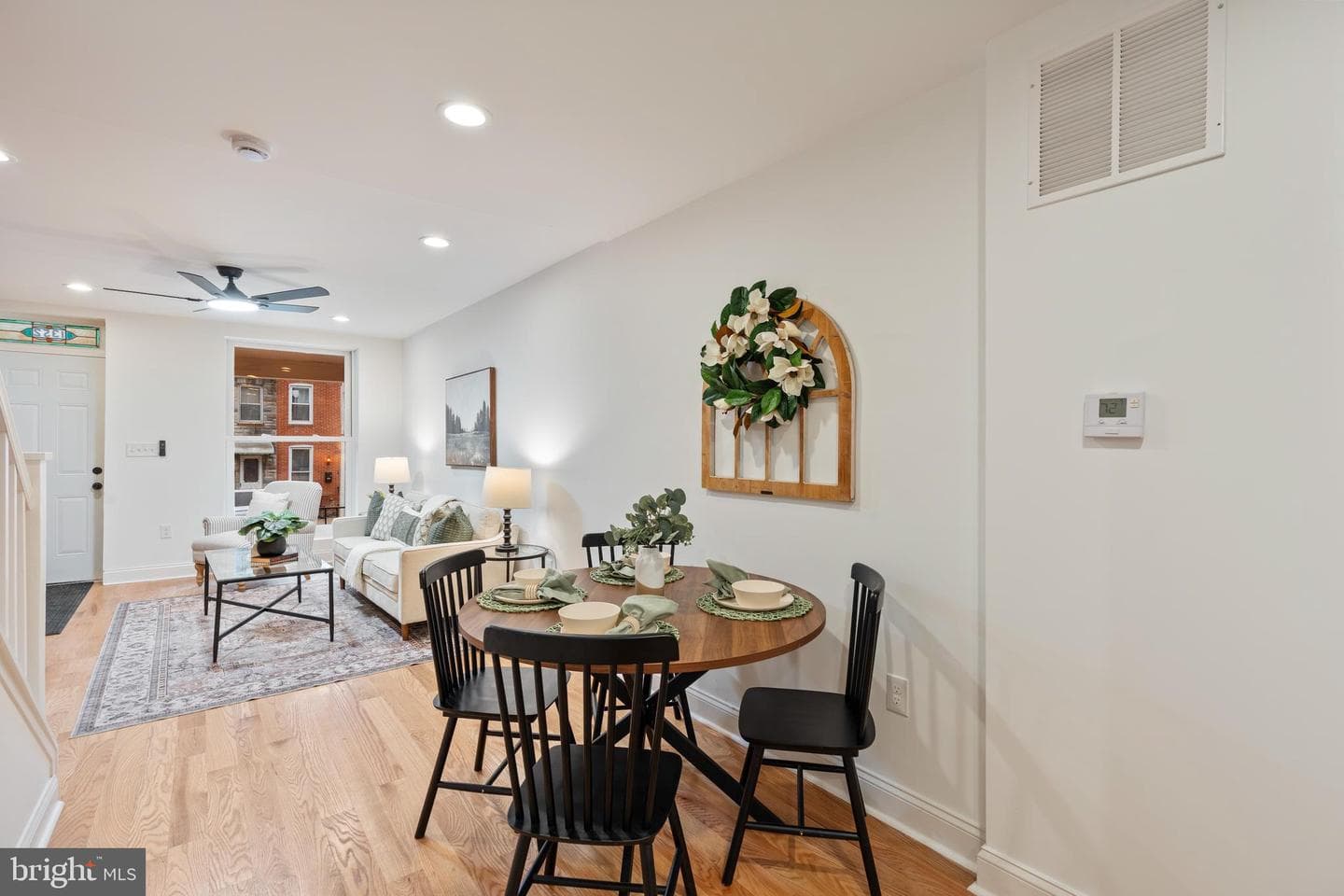 1352 Andre Street photo 13