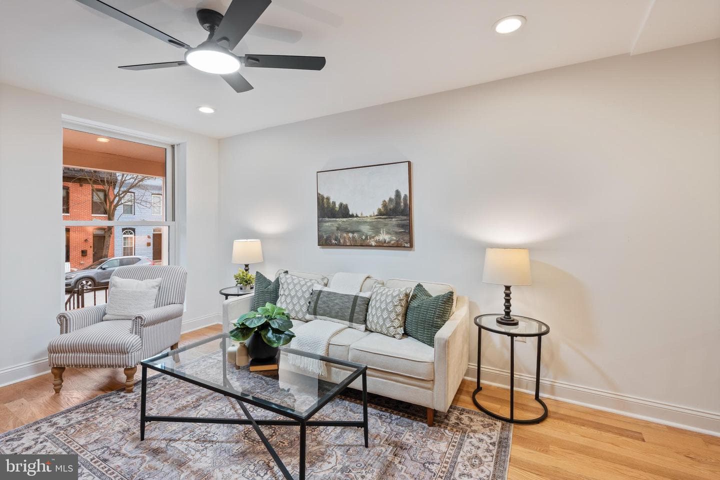 1352 Andre Street photo 15