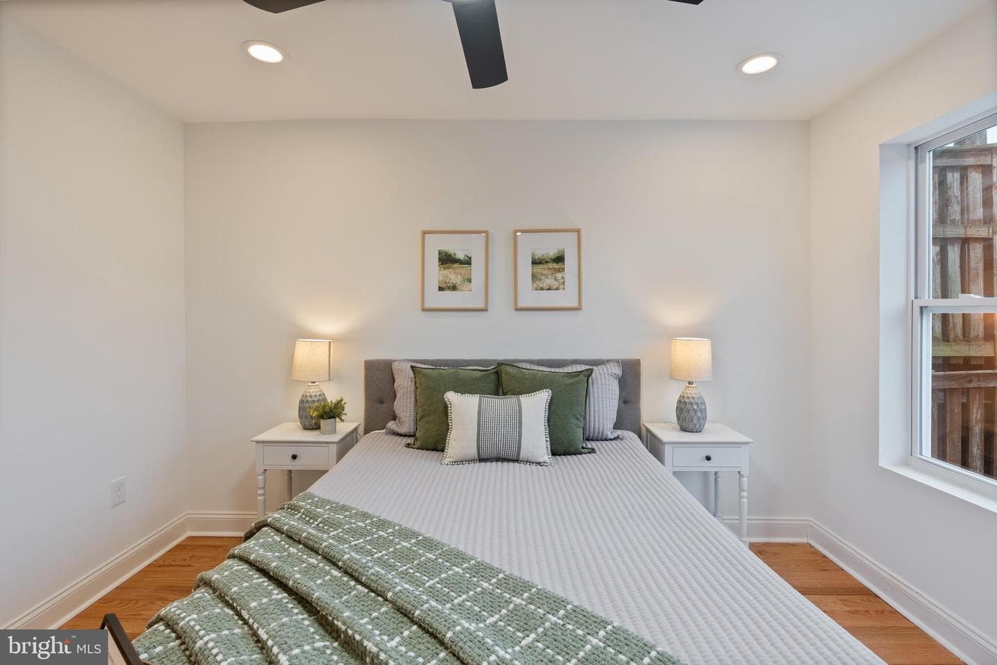 1352 Andre Street photo 16