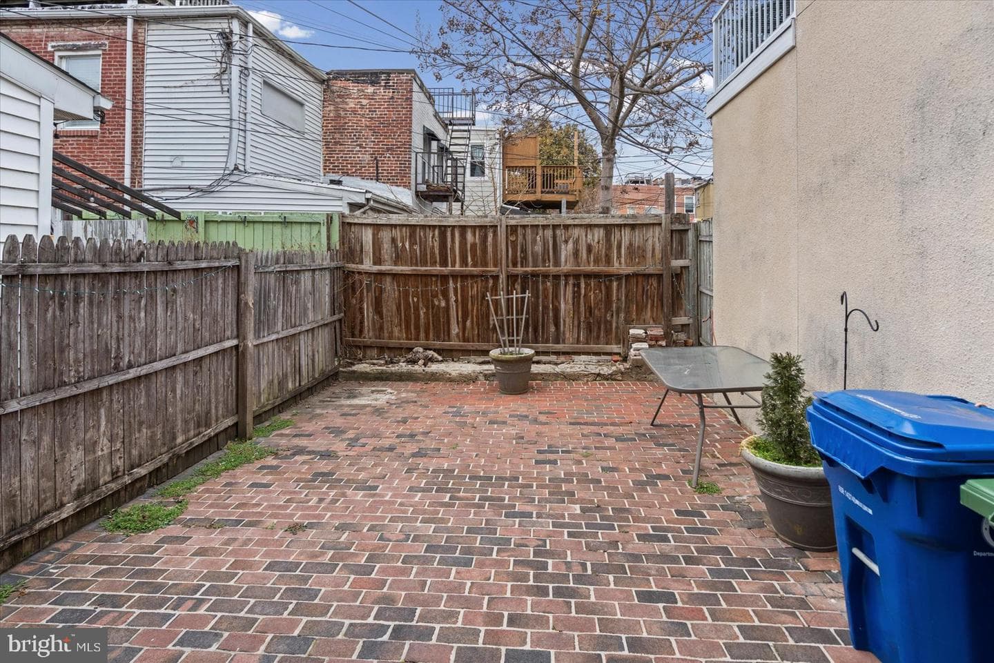 2208 E Lombard Street photo 33