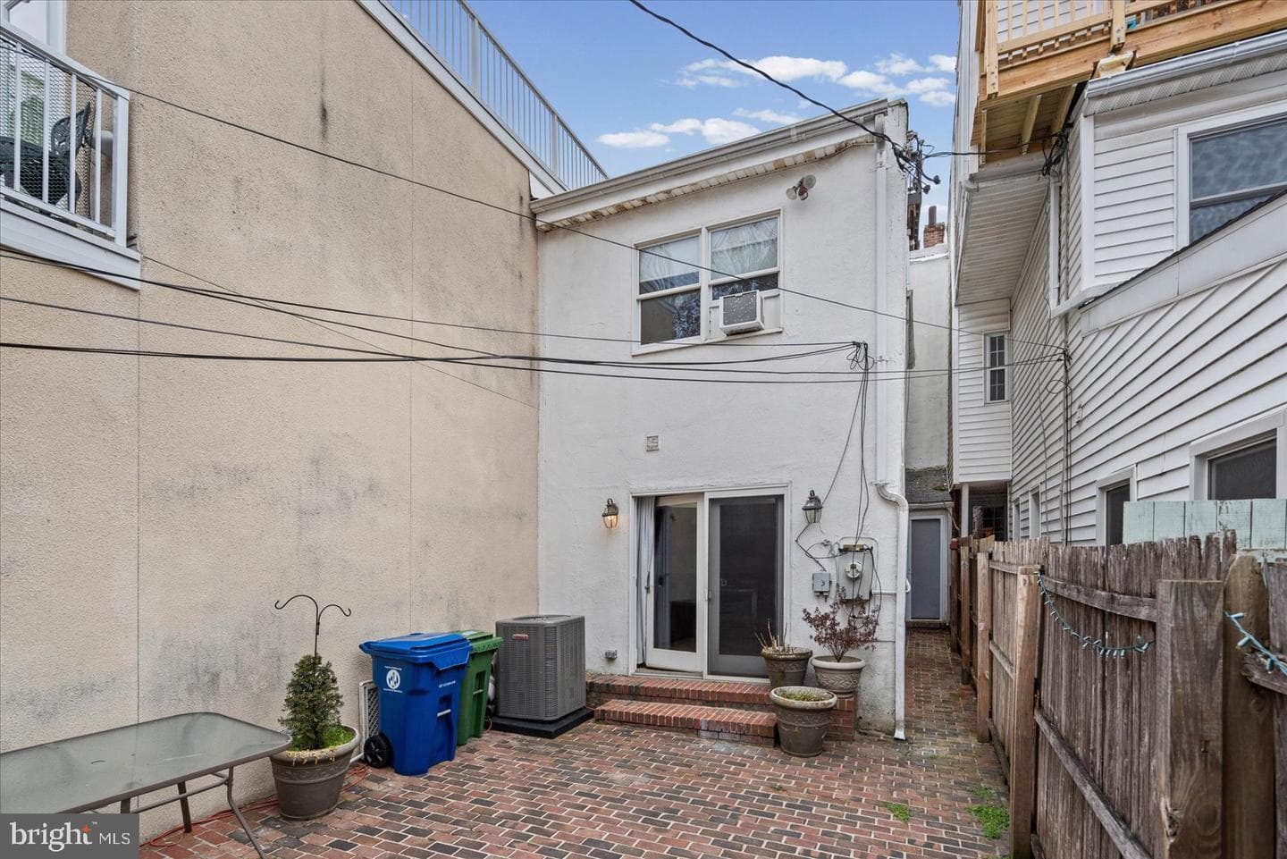 2208 E Lombard Street photo 34