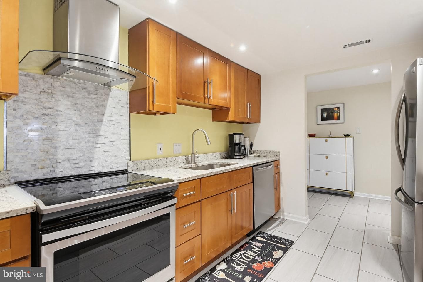 1040 Deer Ridge Drive #208 photo 10