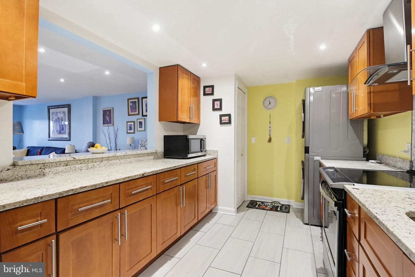 1040 Deer Ridge Drive #208 photo 8