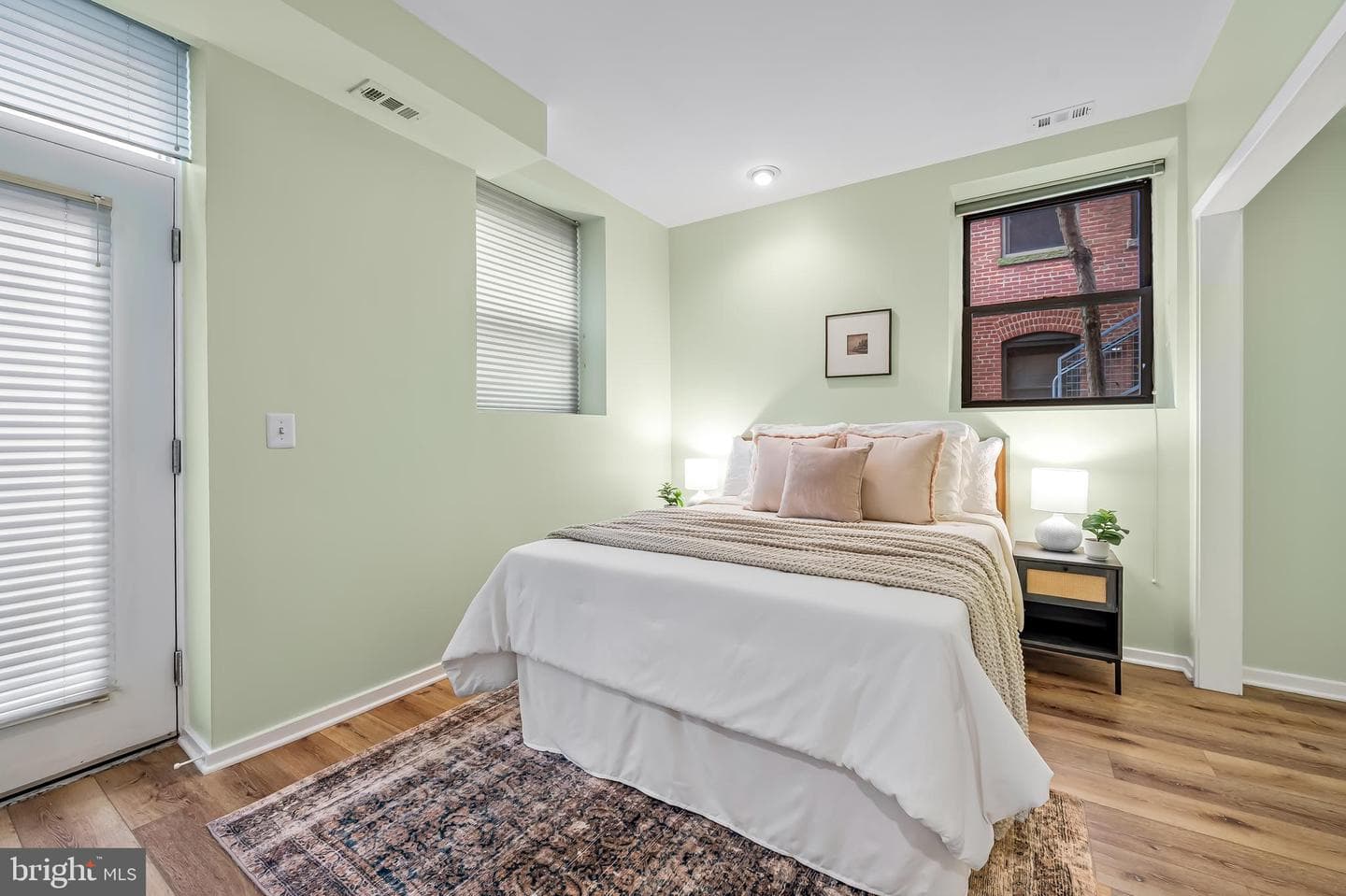 1211 Light Street #103 photo 11