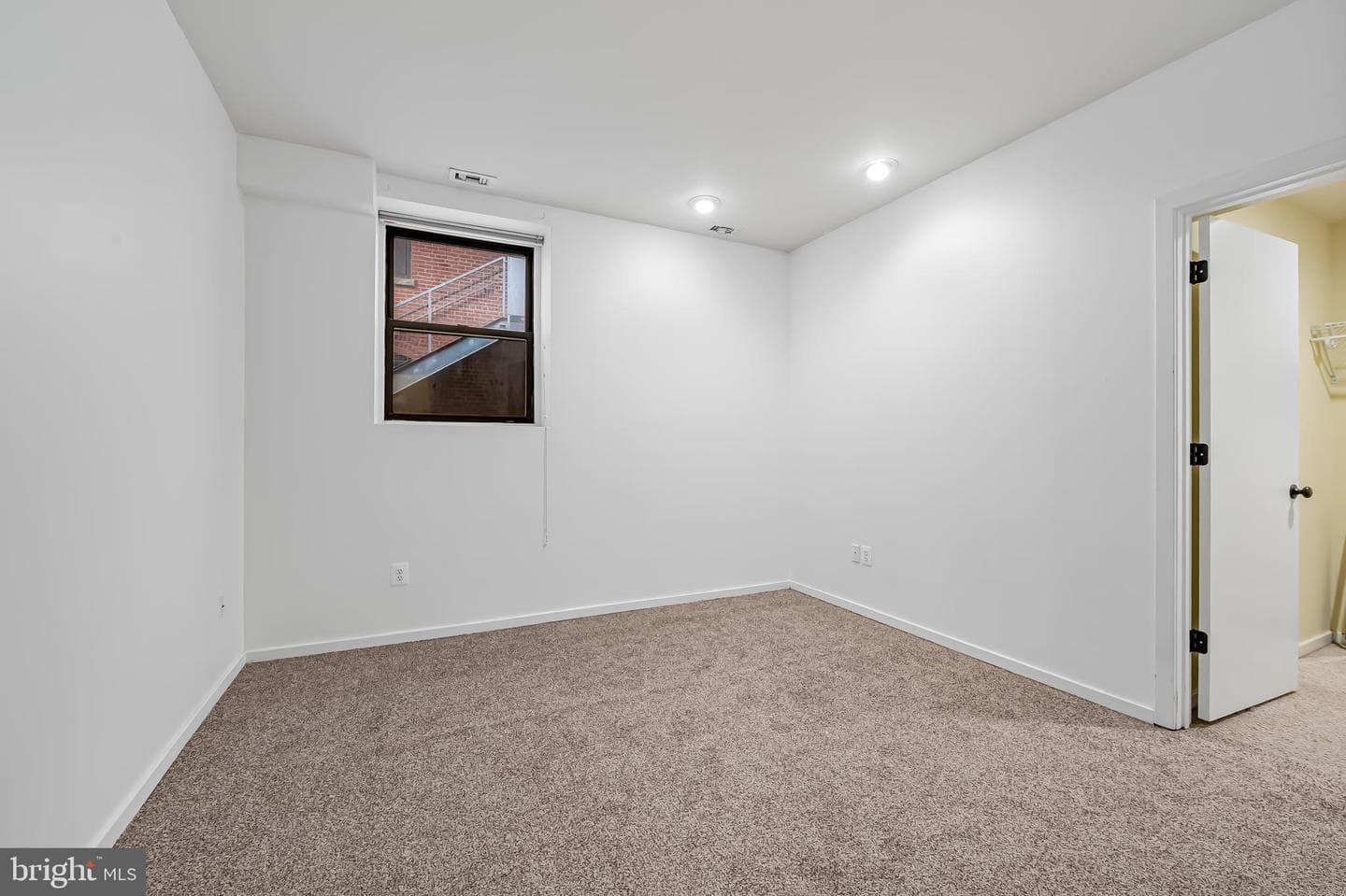 1211 Light Street #103 photo 16