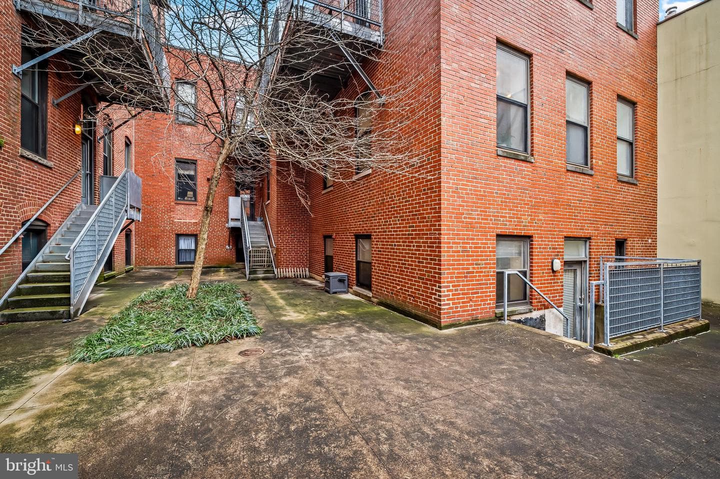 1211 Light Street #103 photo 26