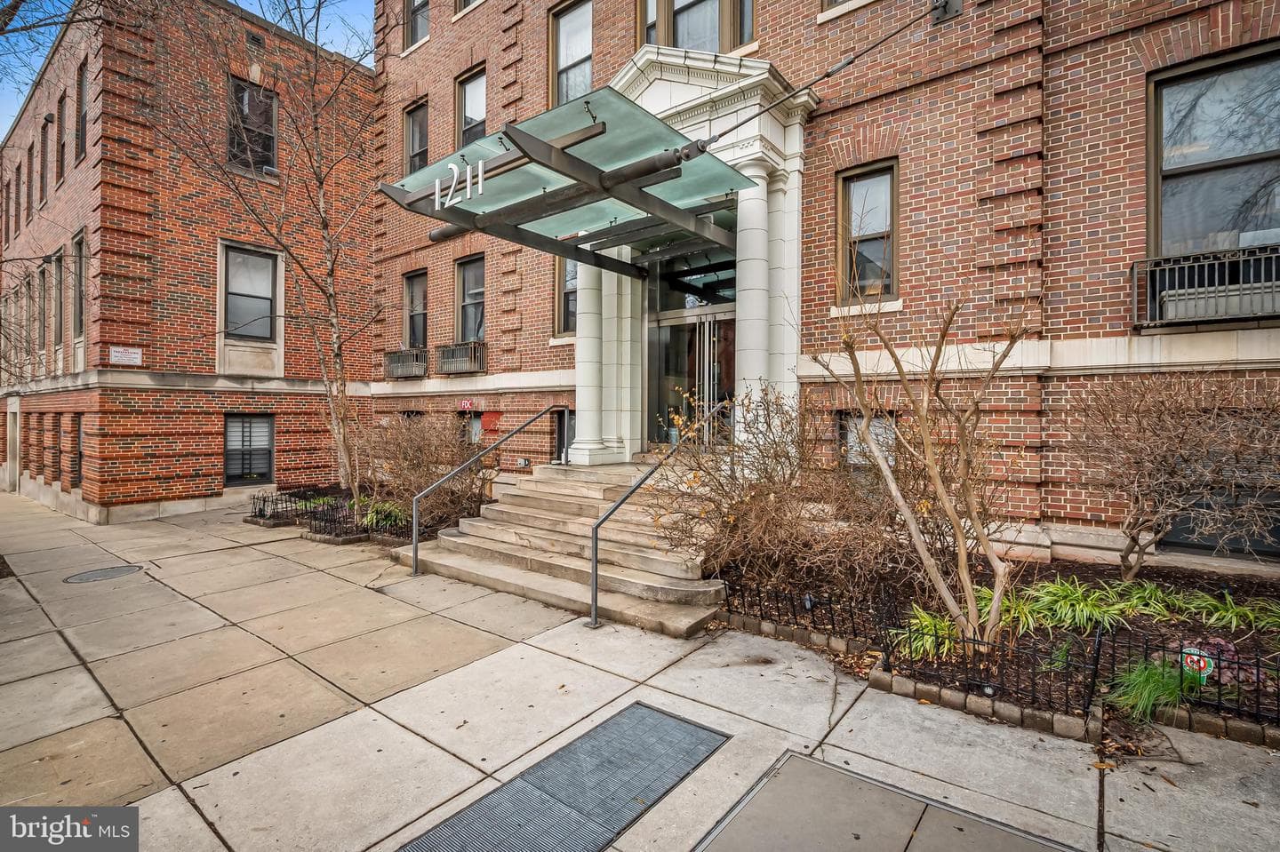 1211 Light Street #103 photo 31