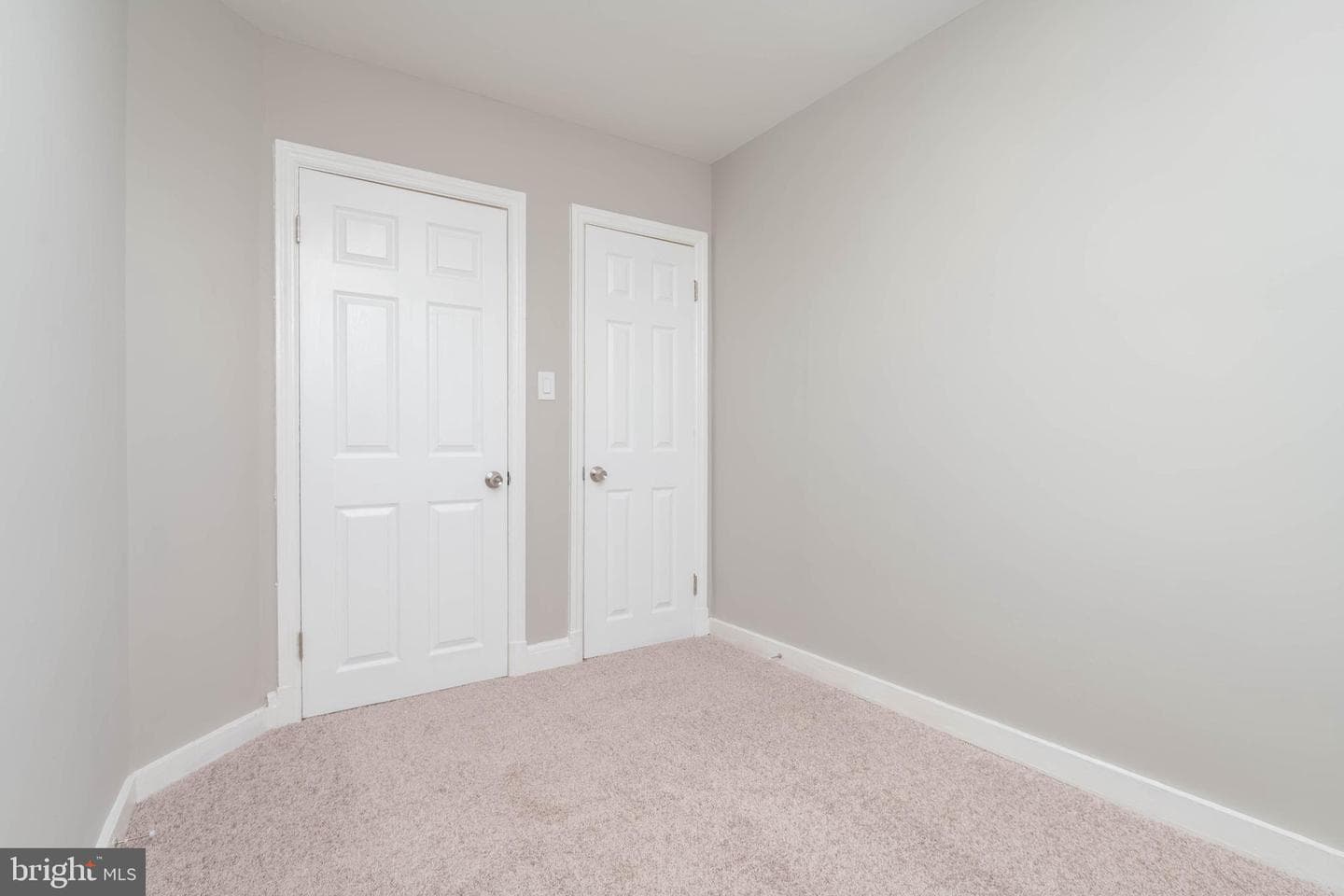 209 Mount Holly Street photo 23