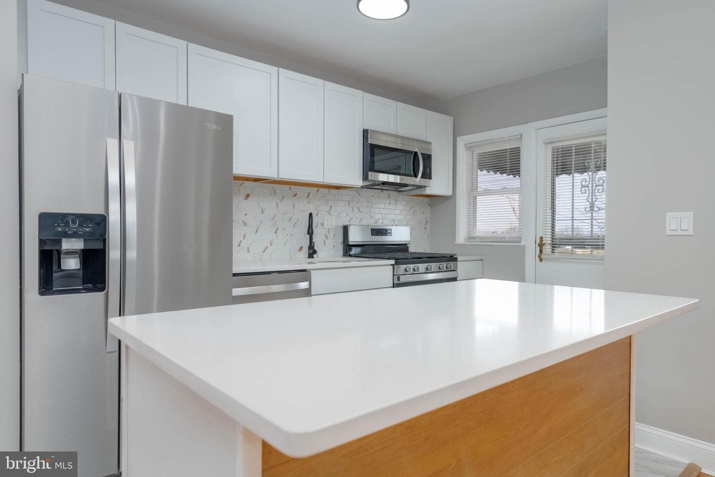 209 Mount Holly Street photo 32