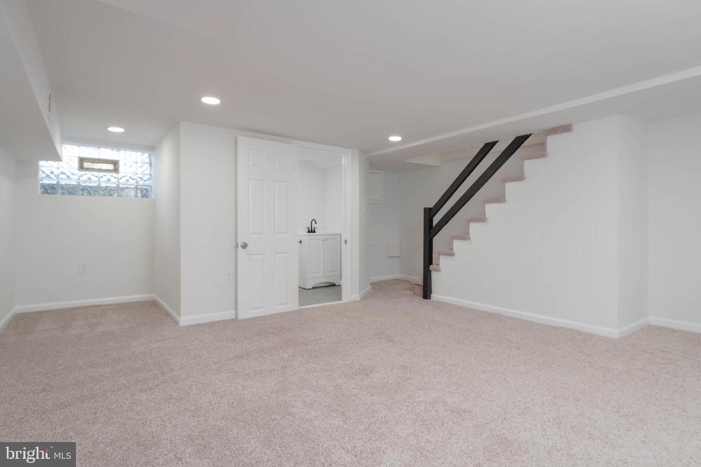 209 Mount Holly Street photo 39