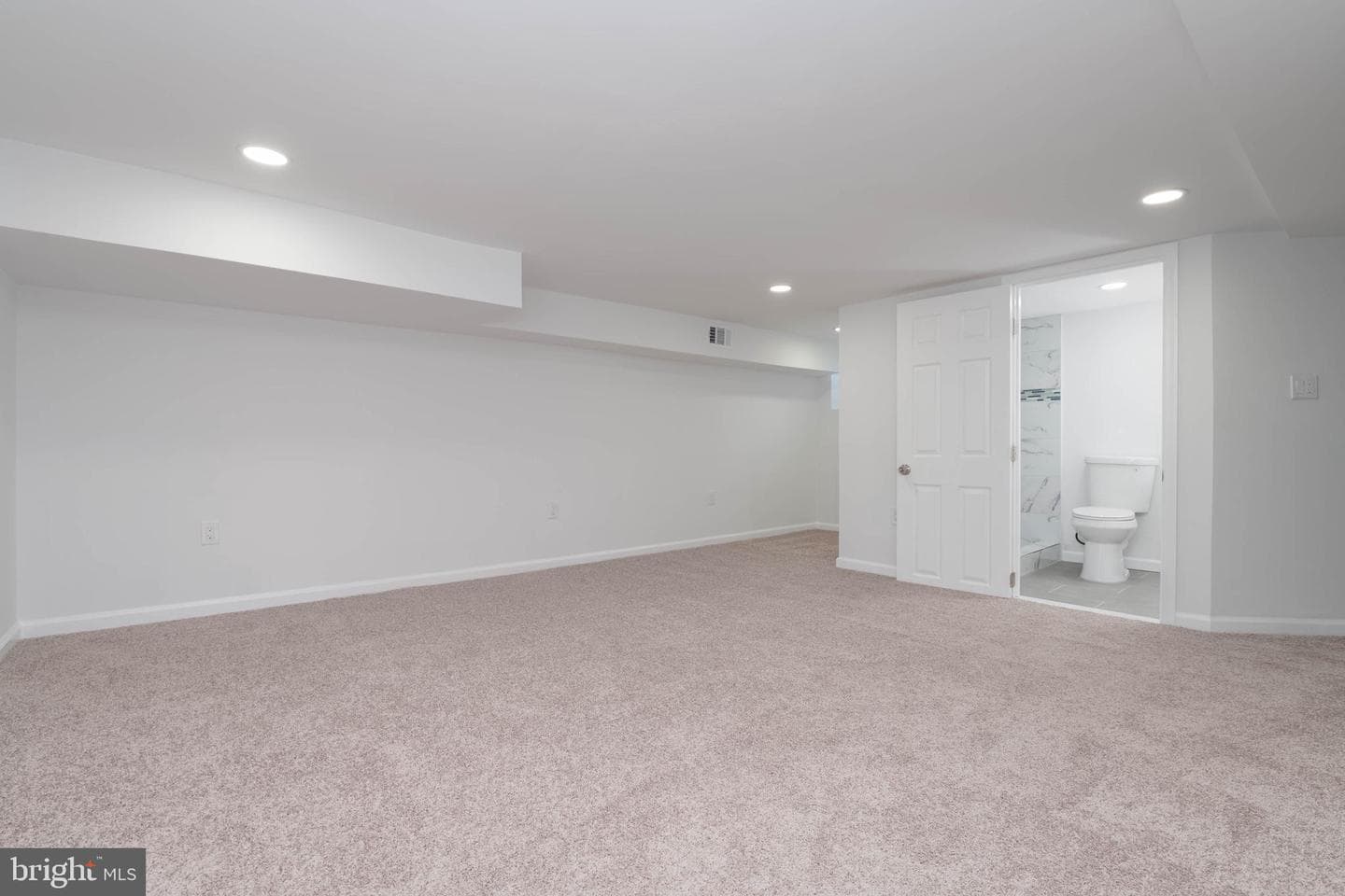 209 Mount Holly Street photo 40