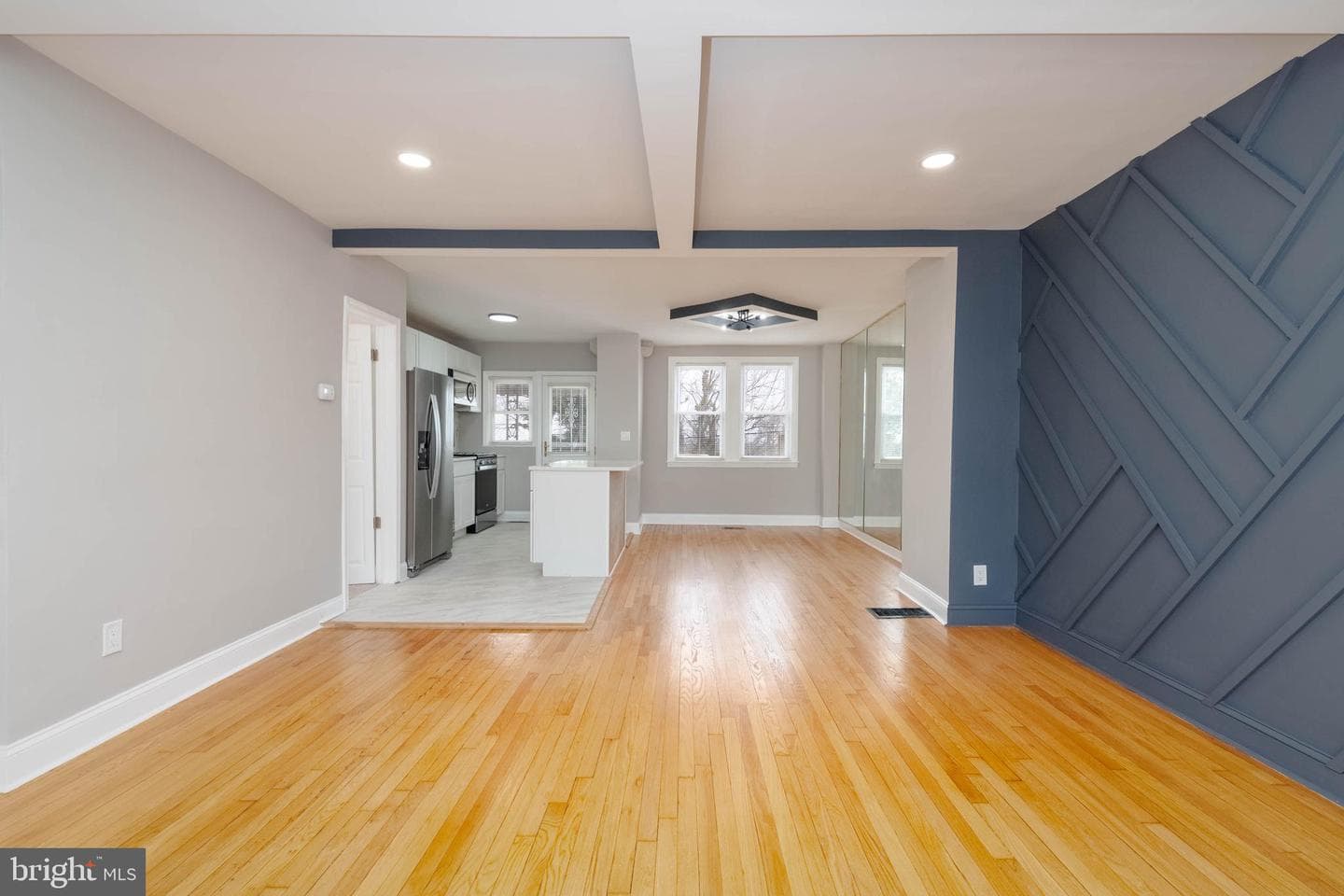 209 Mount Holly Street photo 7