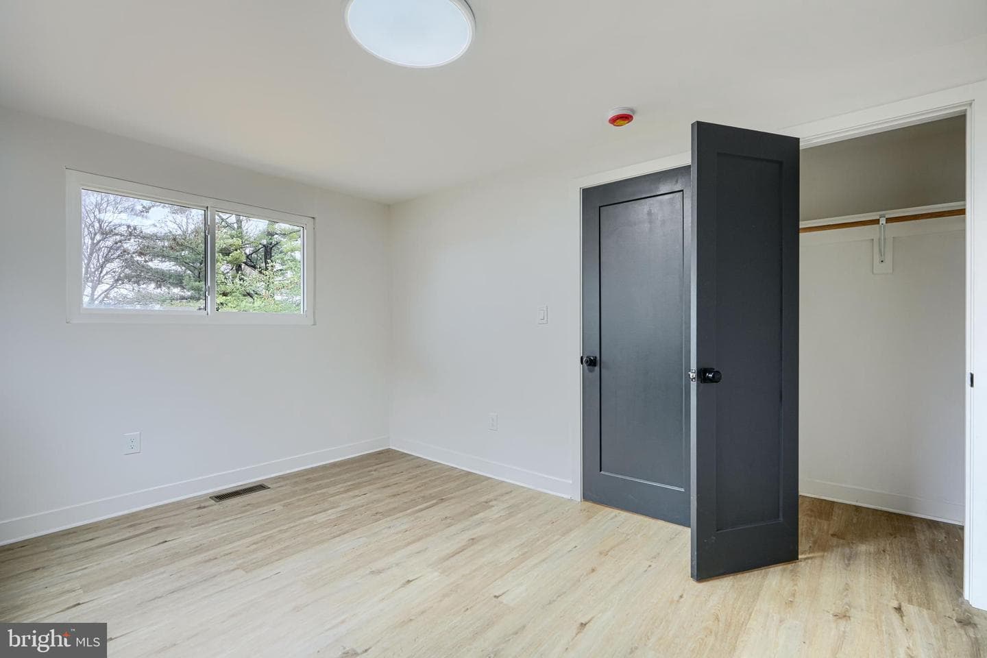 2802 Steele Road photo 17