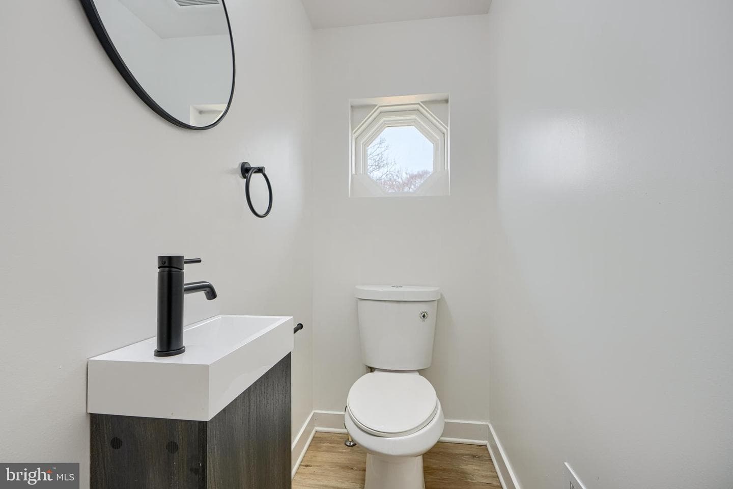 2802 Steele Road photo 19