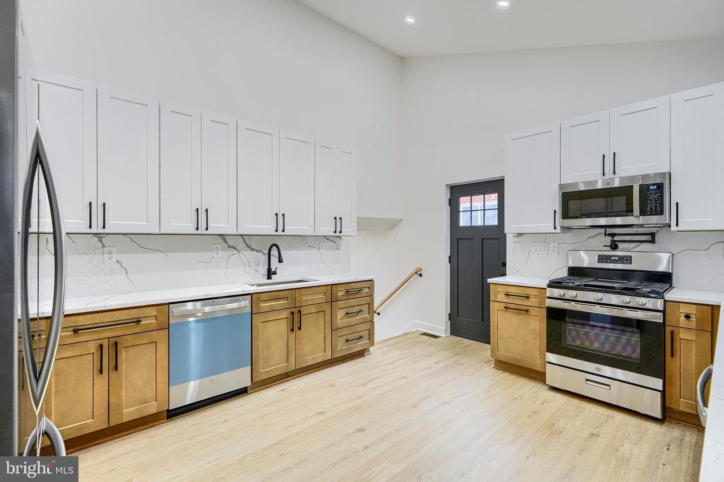 2802 Steele Road photo 4