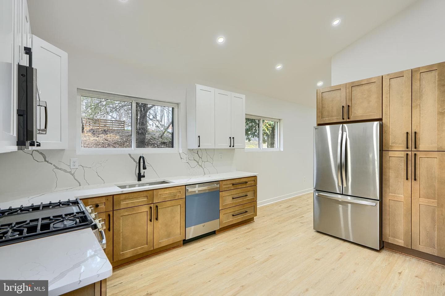 2802 Steele Road photo 6