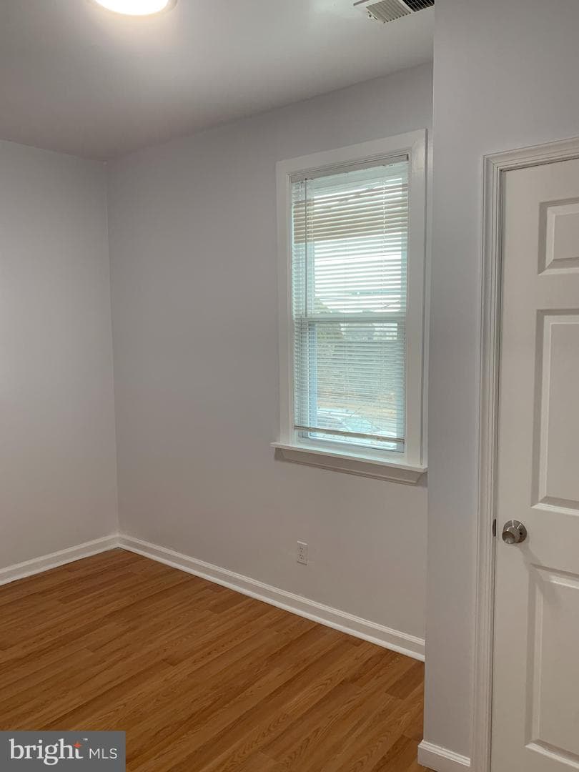 1625 N Milton Avenue photo 18