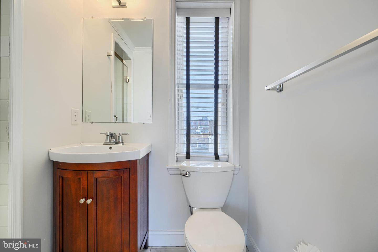 228 S Washington Street photo 44