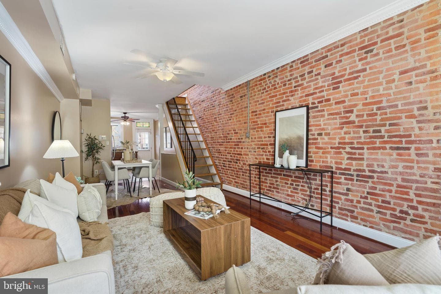 643 S Curley Street photo 3