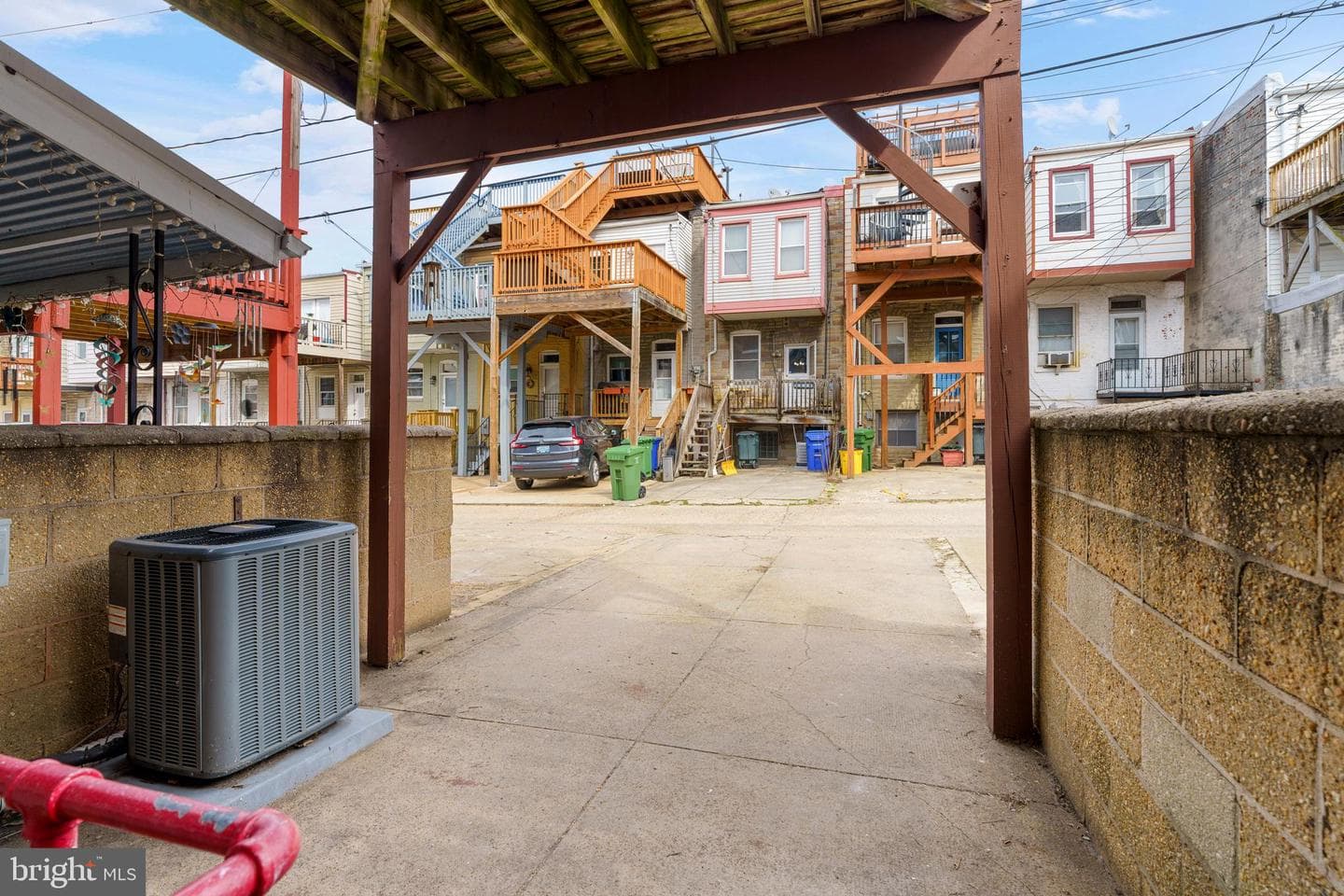 643 S Curley Street photo 36