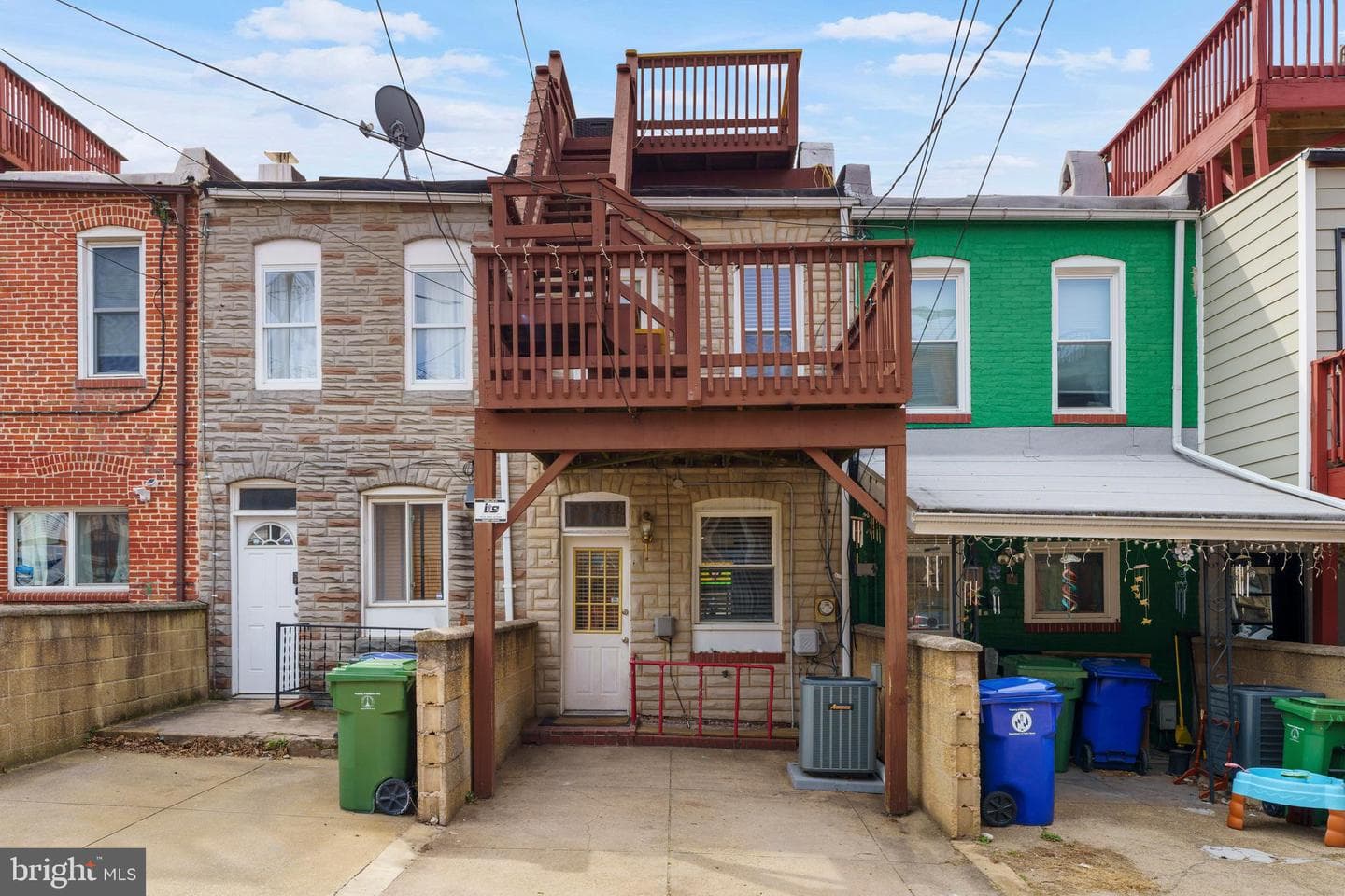 643 S Curley Street photo 38