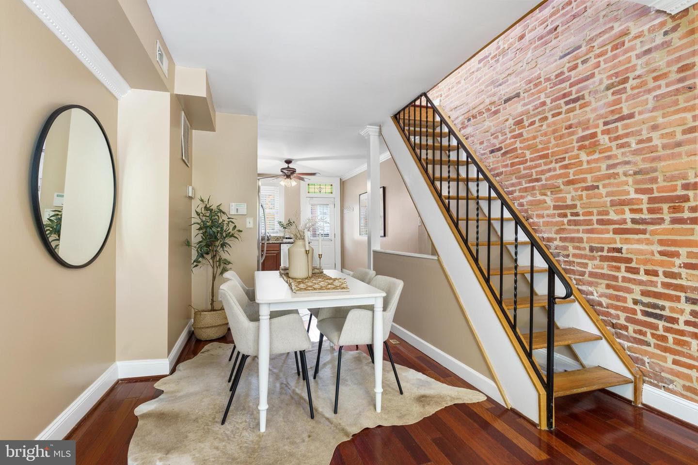 643 S Curley Street photo 5