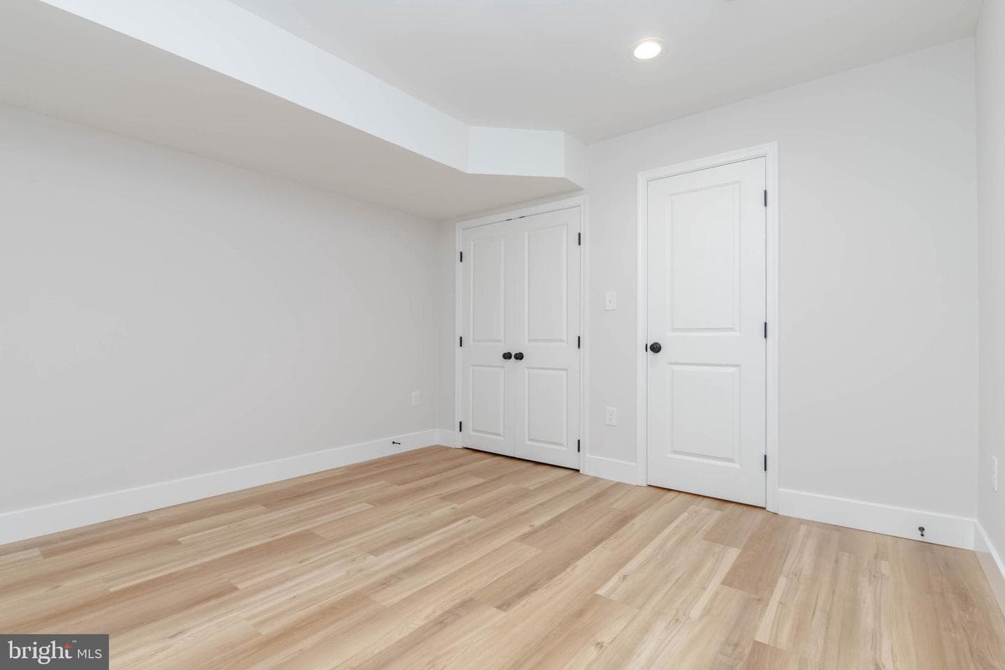 704 S Conkling Street photo 37