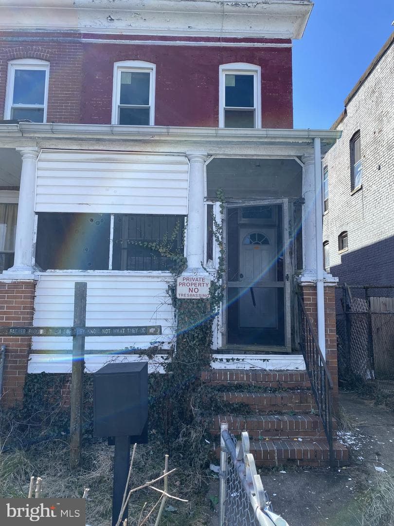 631 Cator Avenue photo 2