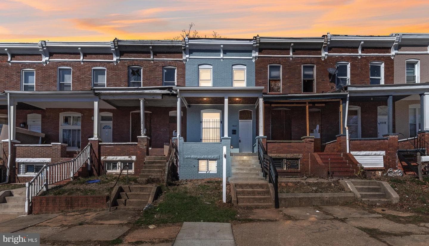1822 E 28th Street E photo 1