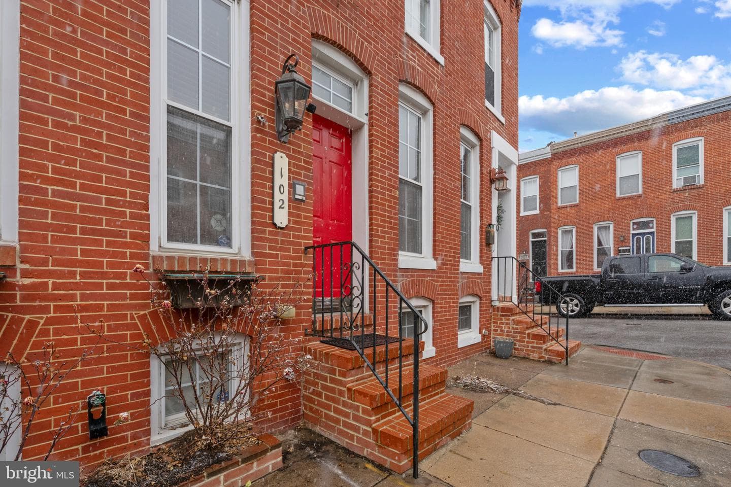 102 Burnett Street photo 2