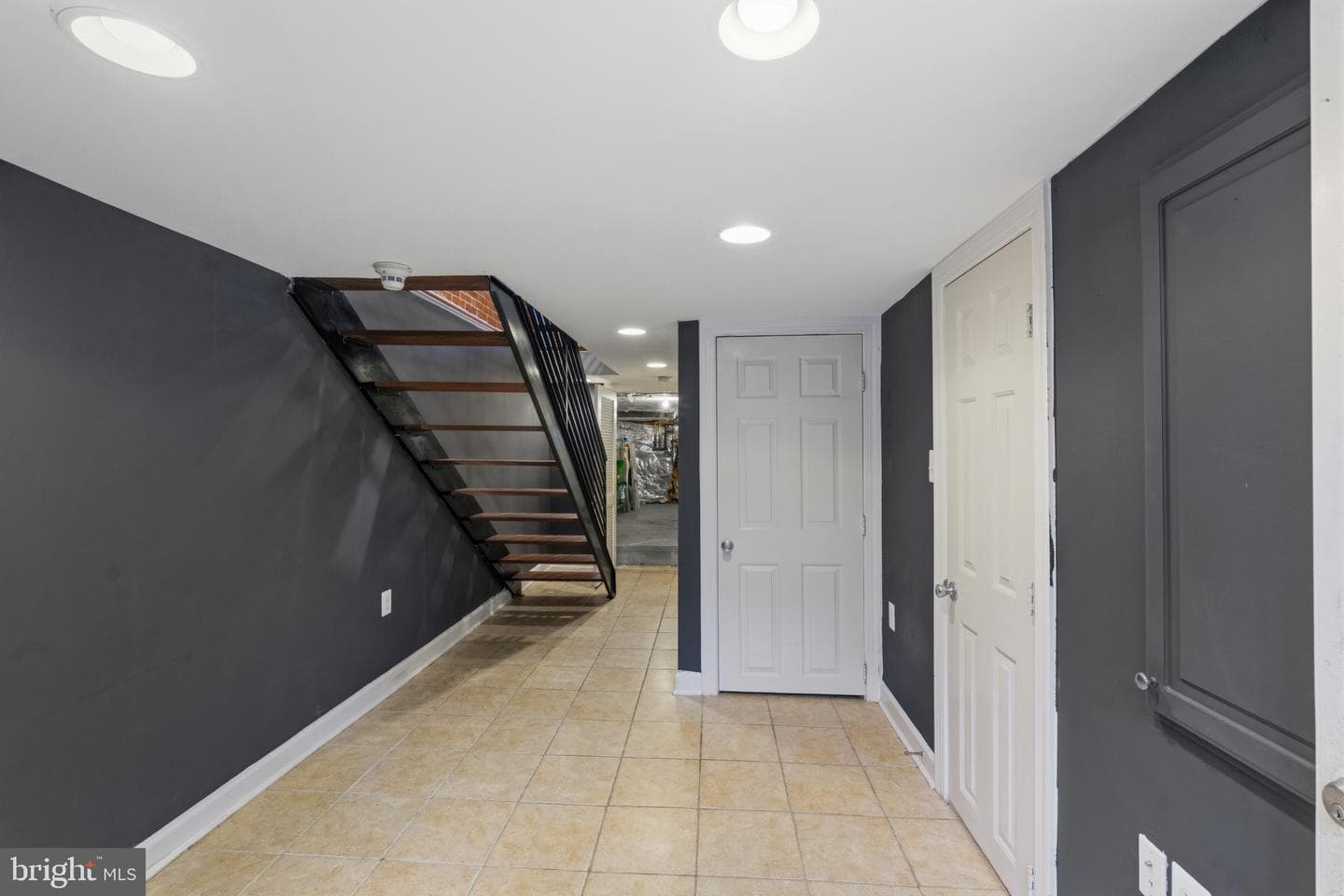 102 Burnett Street photo 25