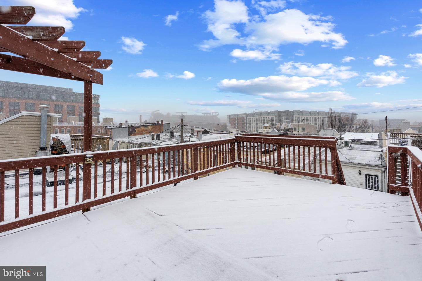 102 Burnett Street photo 32