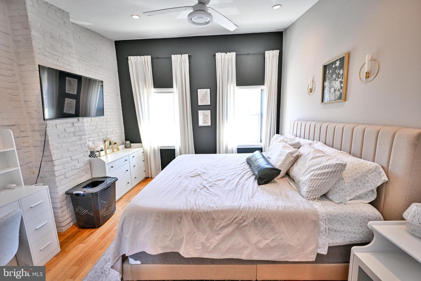 2540 Fleet Street photo 32