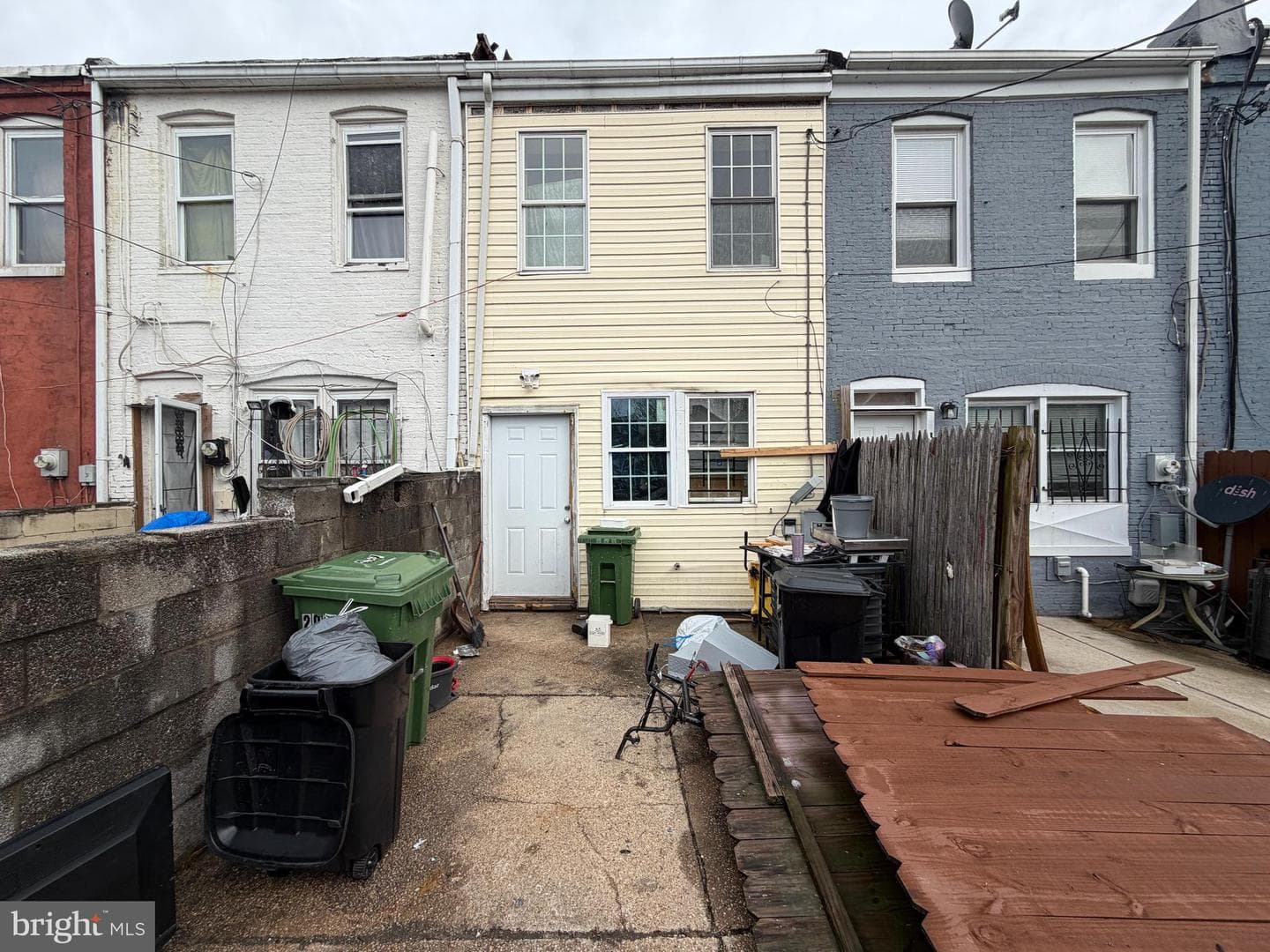 404 N Montford Avenue photo 17