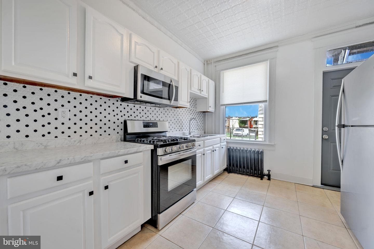 2822 Riggs Avenue photo 13