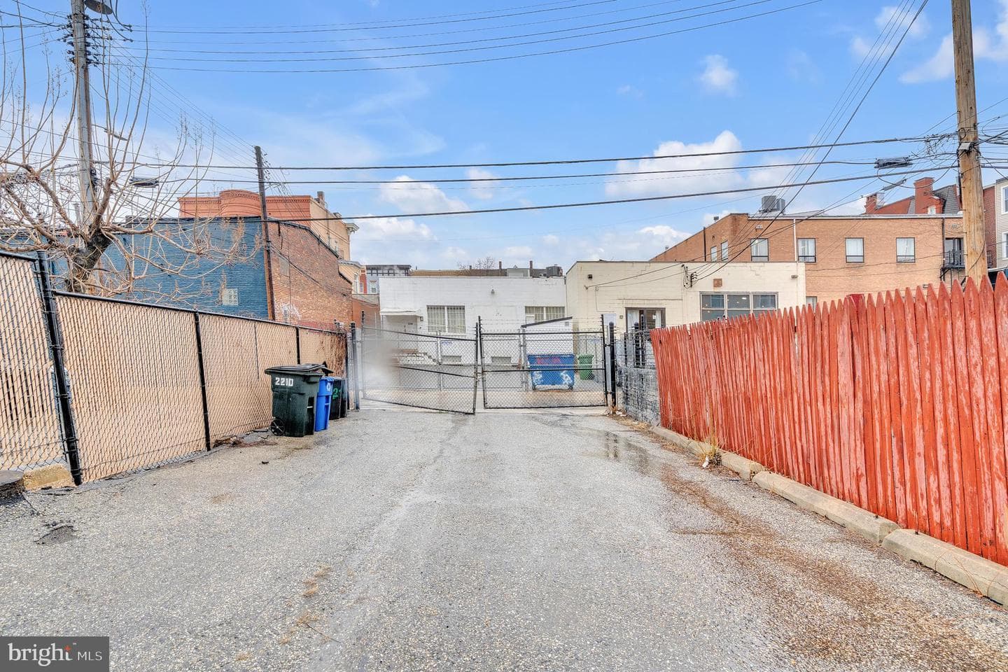 2210 N Charles Street photo 30