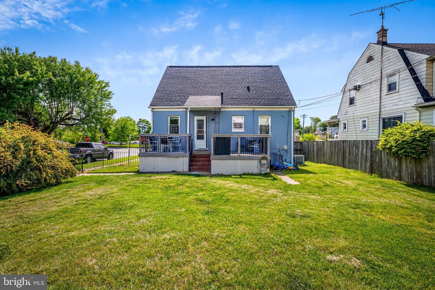 1613 Dundalk Avenue photo 34